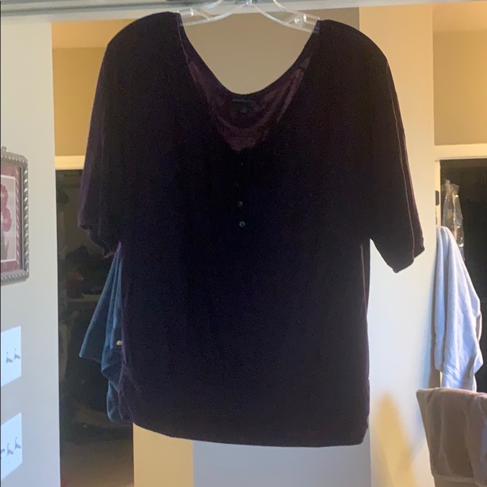 American Eagle shirt